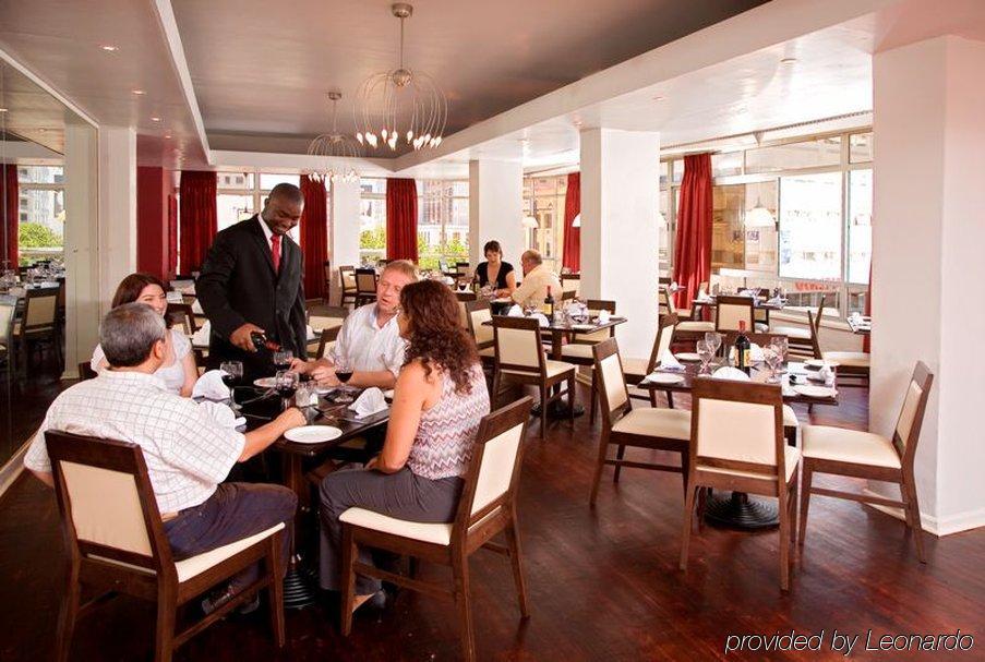 The Tulip Hotel & Conference Centre Cape Town Restaurant photo